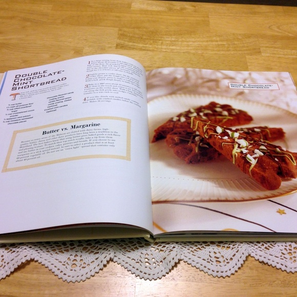 Heartland Baking Cookbook from the Midwest's Best Cooks - Picture 4 of 8